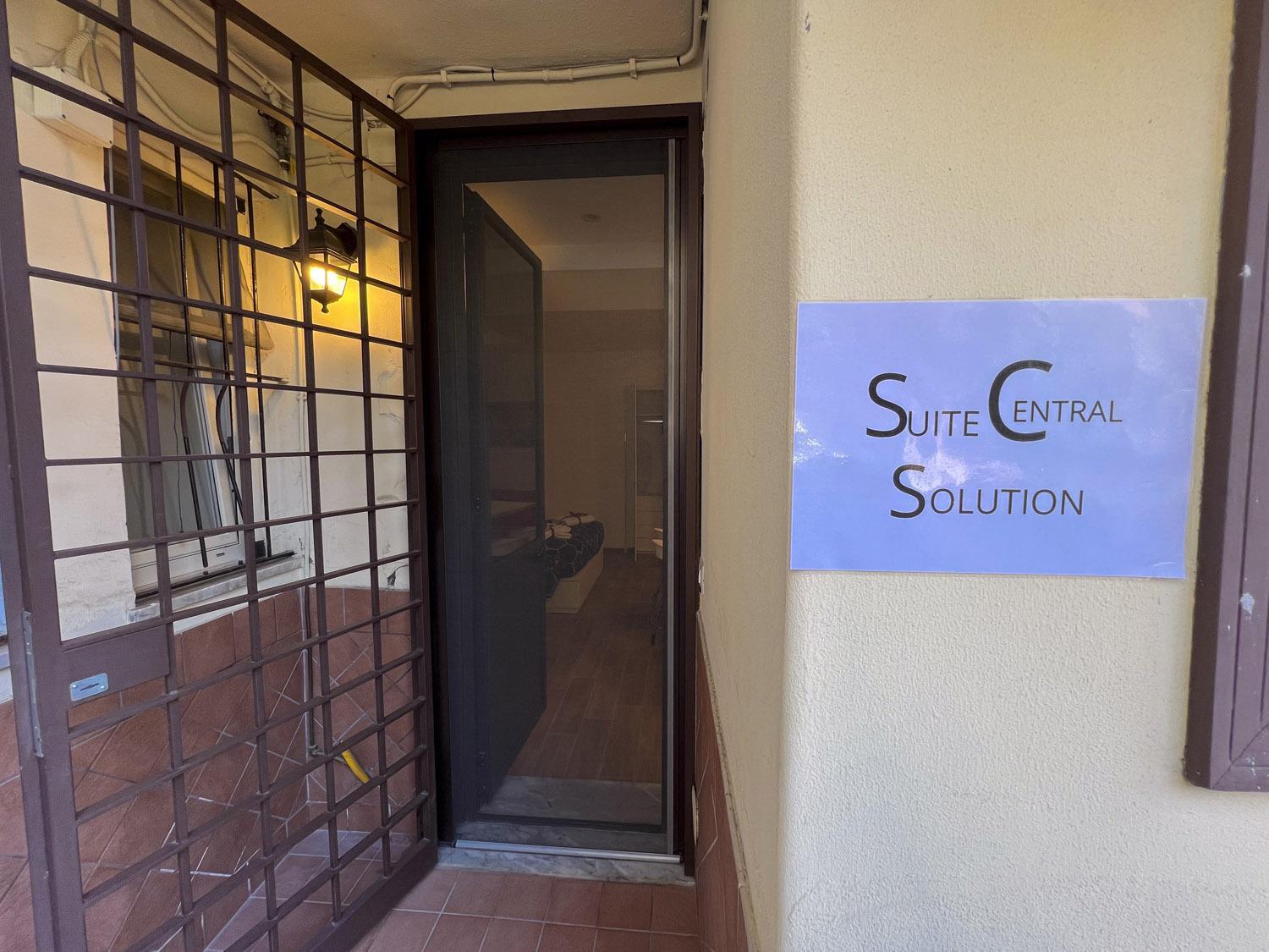Suitecentralsolution Catânia Exterior foto